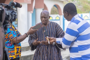 Media interaction with Justice Atuguba